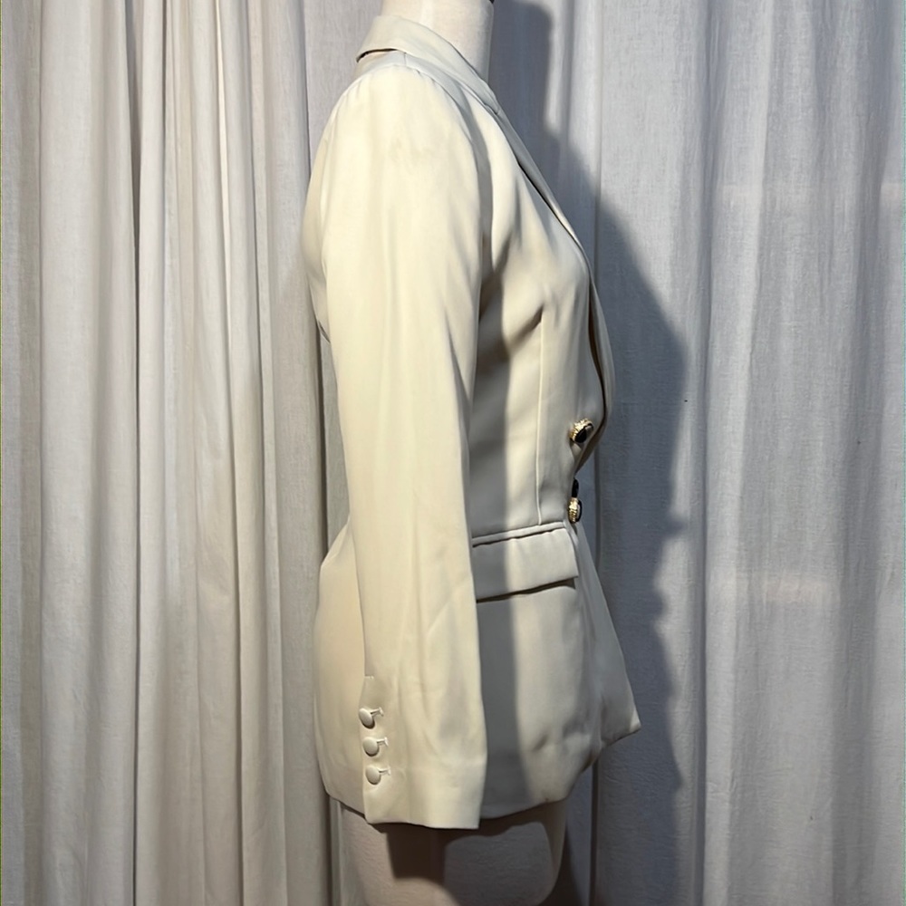 Julie Brown “Violetta” winter white crepe double breasted tuxedo jacket-NWT - Picture 7 of 13